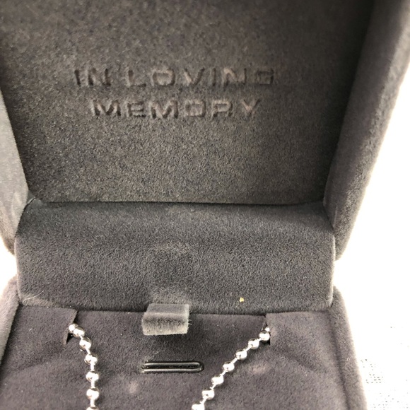 NIB In Loving Memory Bullet Urn Necklace - Picture 6 of 16